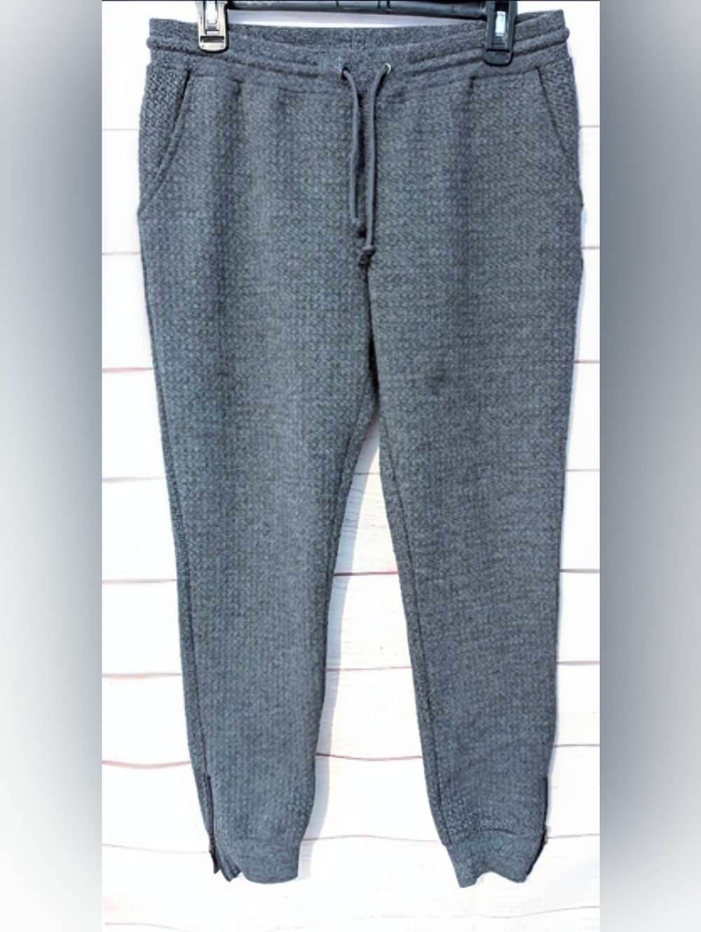 Guc Waffle Knit Joggers & Original by Nicole Miller Leggings 2pc Bundle Medium